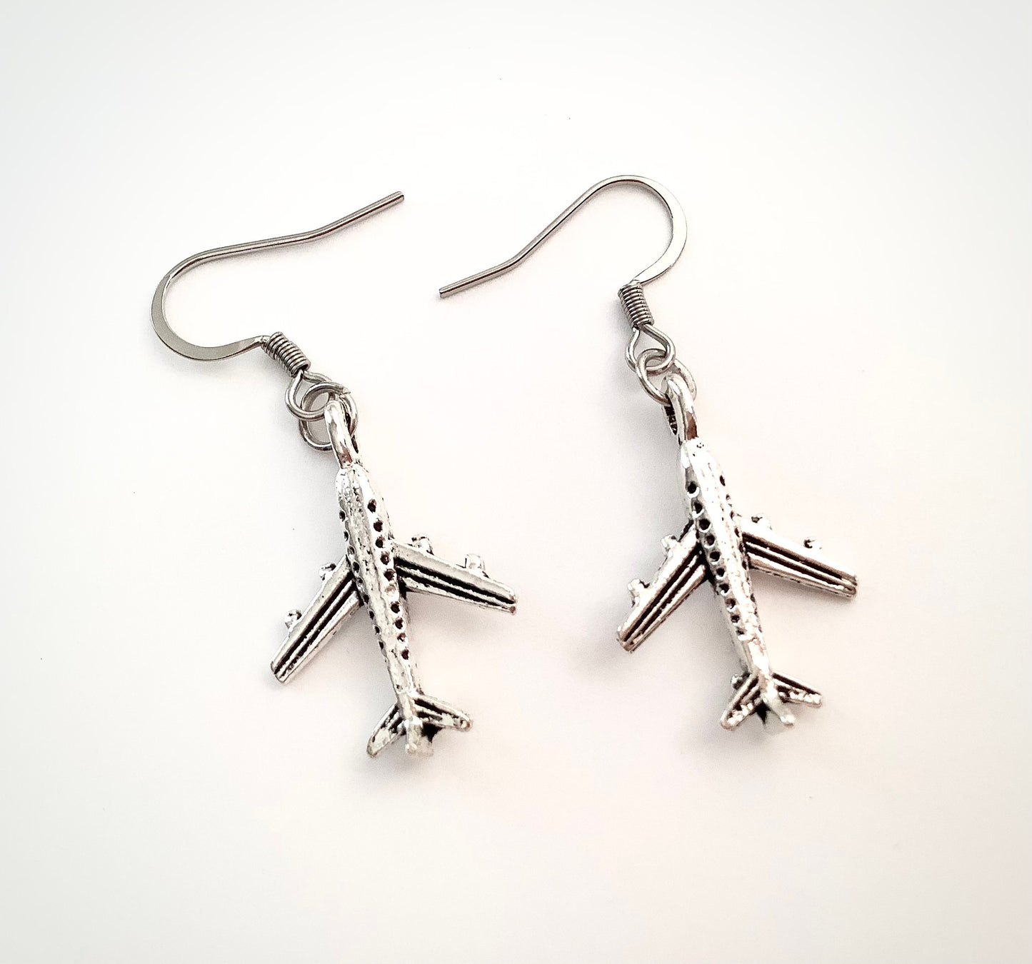 Jet Earrings, Airplane Earrings, Travel Earrings, Flight Attendant Gifts, Female Pilot Earrings, Stuardist Gifts, Flying Earrings, Mini Jets