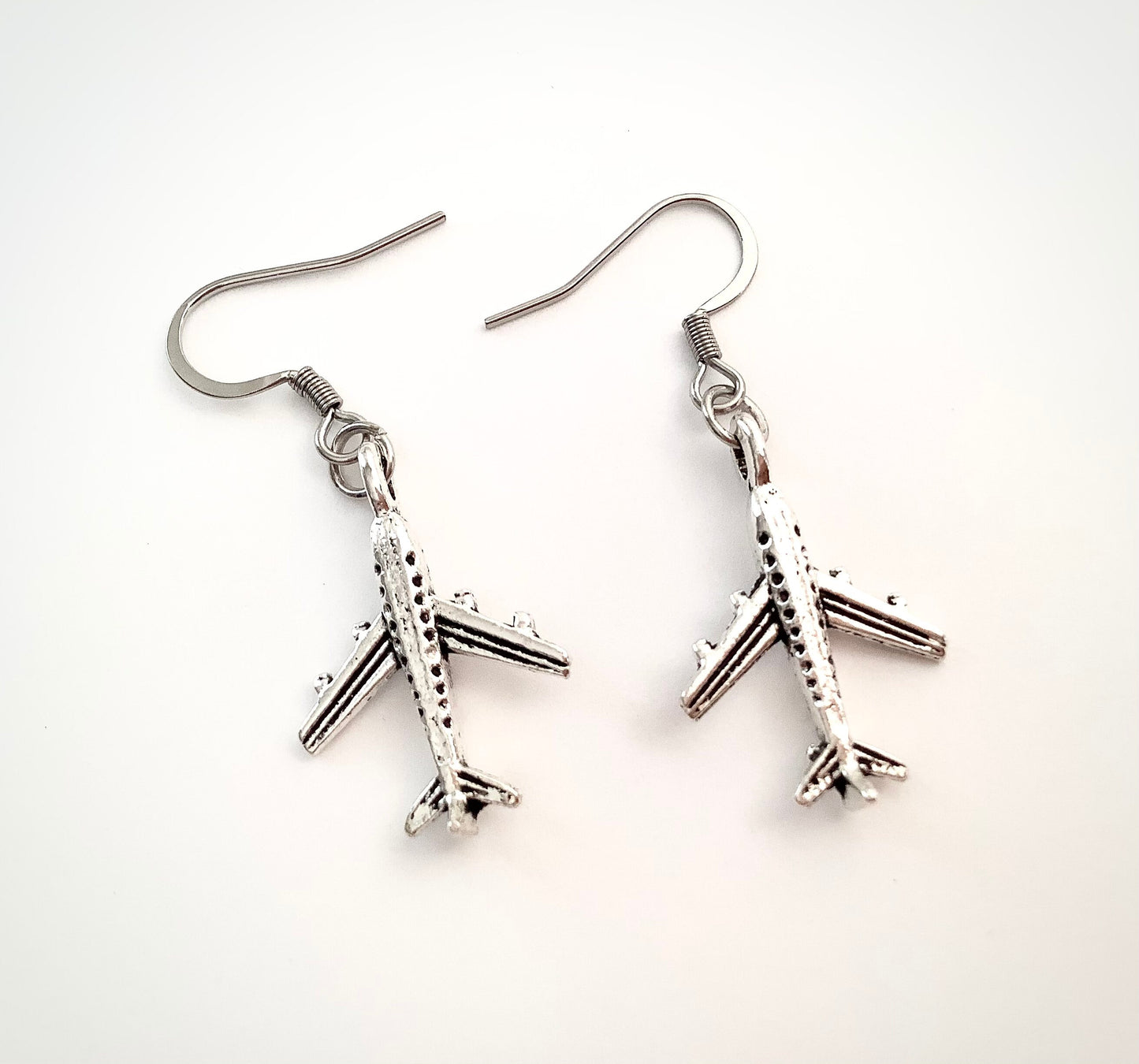 Jet Earrings, Airplane Earrings, Travel Earrings, Flight Attendant Gifts, Female Pilot Earrings, Stuardist Gifts, Flying Earrings, Mini Jets