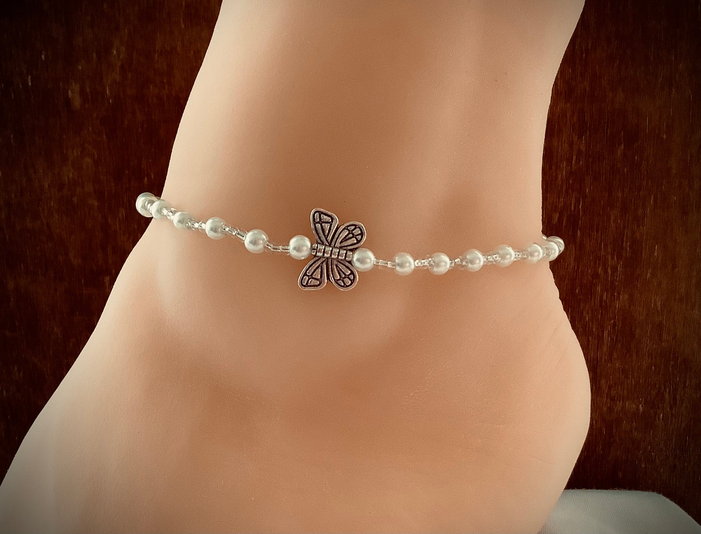 Butterfly Anklet, Stretchy Beaded Ankle Bracelet Stretch Anklet Angel Memory Anklet for the Bride Glass Pearl Anklet Beach Bride Gift Anklet