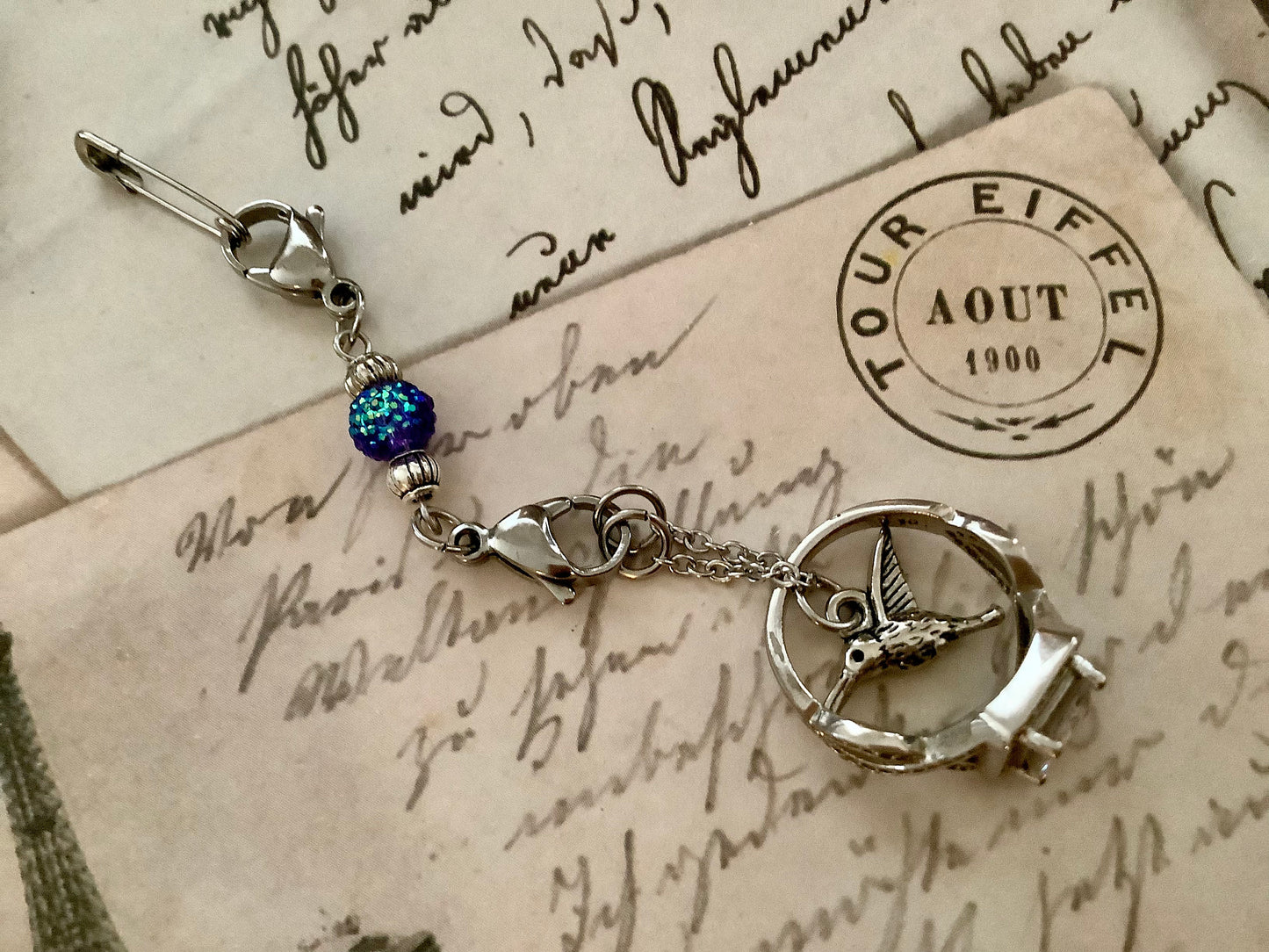 Ring holder - ring bearer -  bouquet charm - boutonnière charm -  Flower Girl ring holder charm - Pet Ring Bearer Charm Holder - Clip or pin