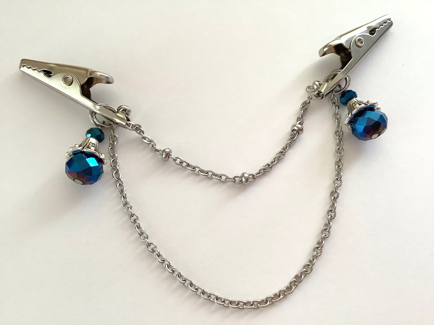 Scarf clip, cardigan clip, cincher, sweater clip, scarf holder, blue metallic crystals and silver chains, vintage stying, OOAK design